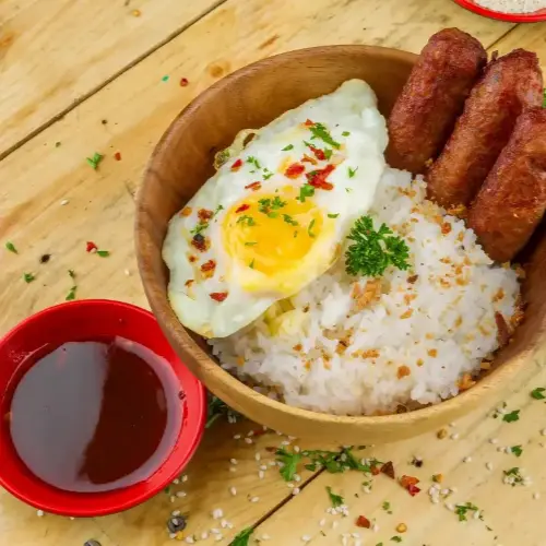 煎蛋午餐肉飯